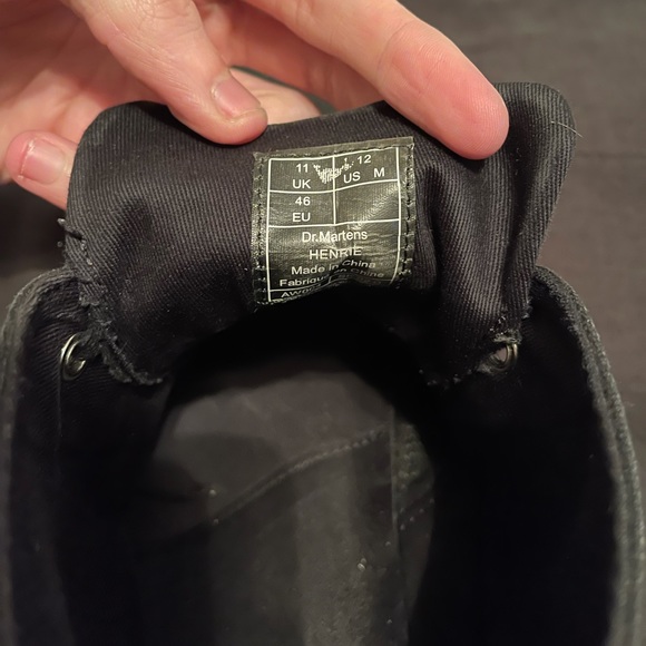 Dr Martens Henrie size US 12 black canvas